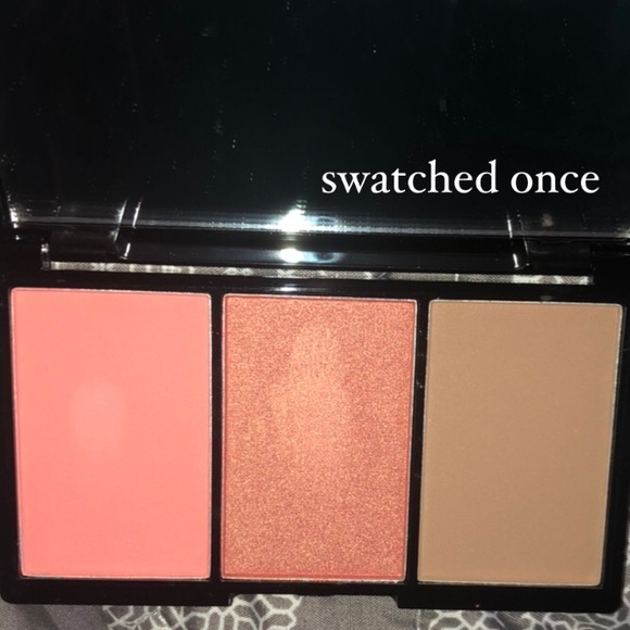 phase zero blush and bronzer trio face palette - Picture 2 of 3
